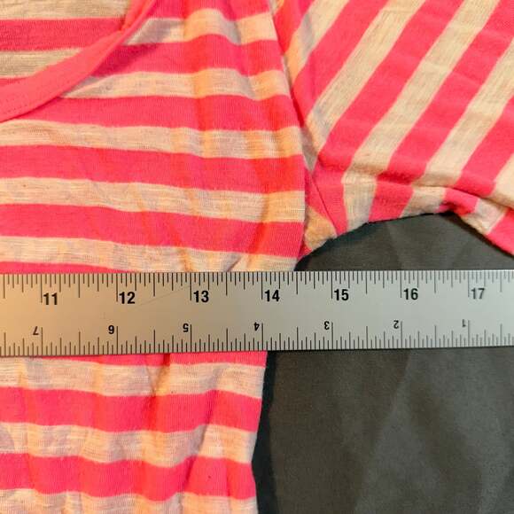 Hollister T-Shirt - Picture 4 of 7